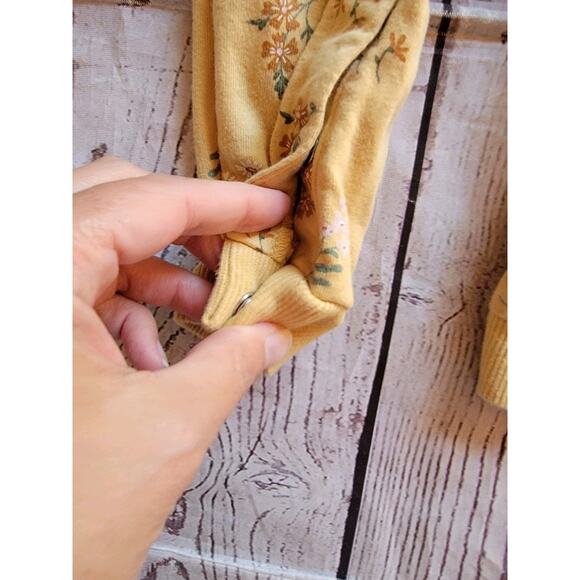 Carters Baby Girl Overalls Size 18 Months - Picture 8 of 11